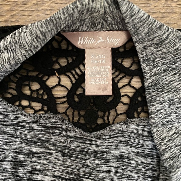 Plus Size Top - Picture 3 of 3